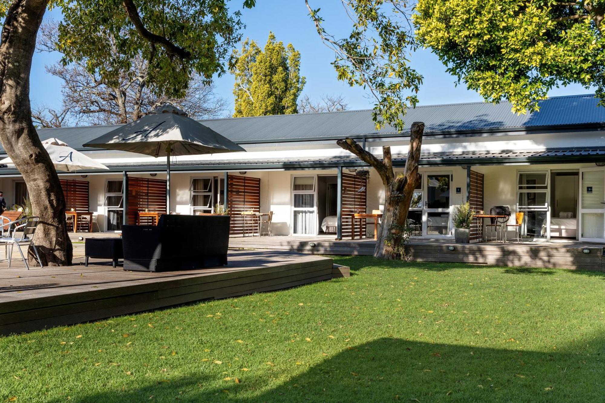 Aan de Eike Guest House Swellendam Extérieur photo